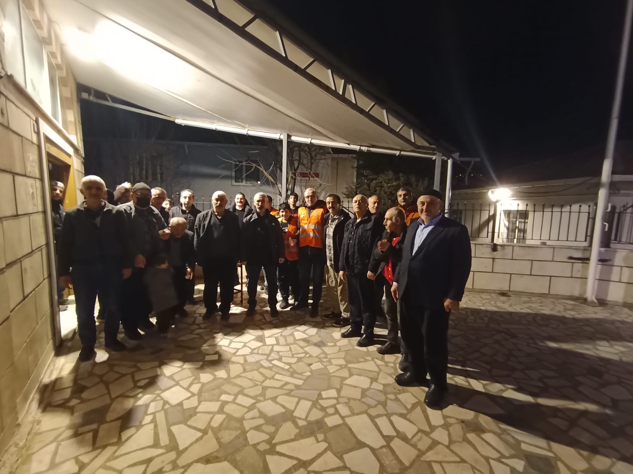 AK Parti Maltepe’de İbadetin Huzuru, Kardeşliğin Bereketiyle Birleşiyor