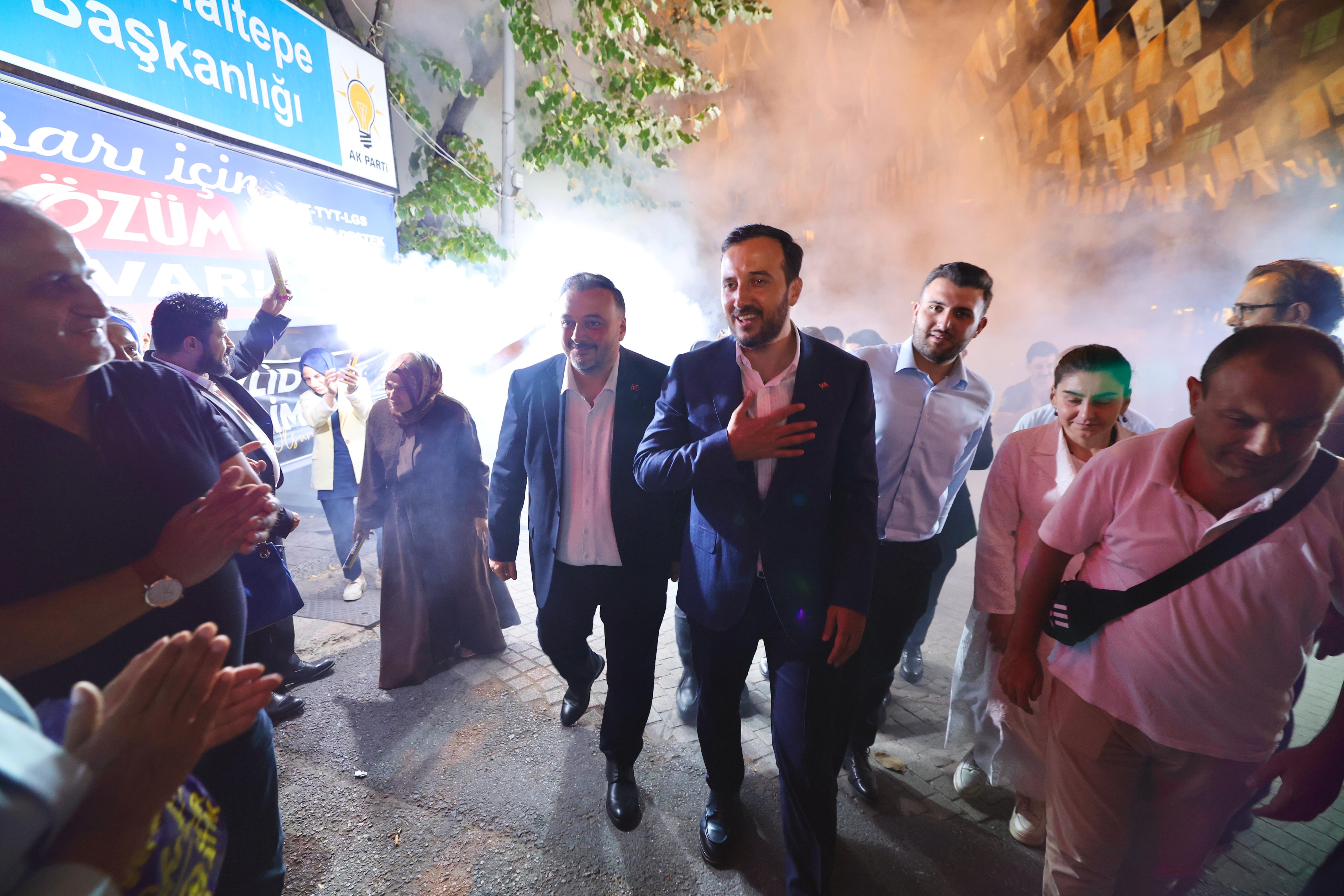 İl Başkanımız Abdullah Özdemir Maltepe İlçe Başkanlığımızı ziyaret etti.