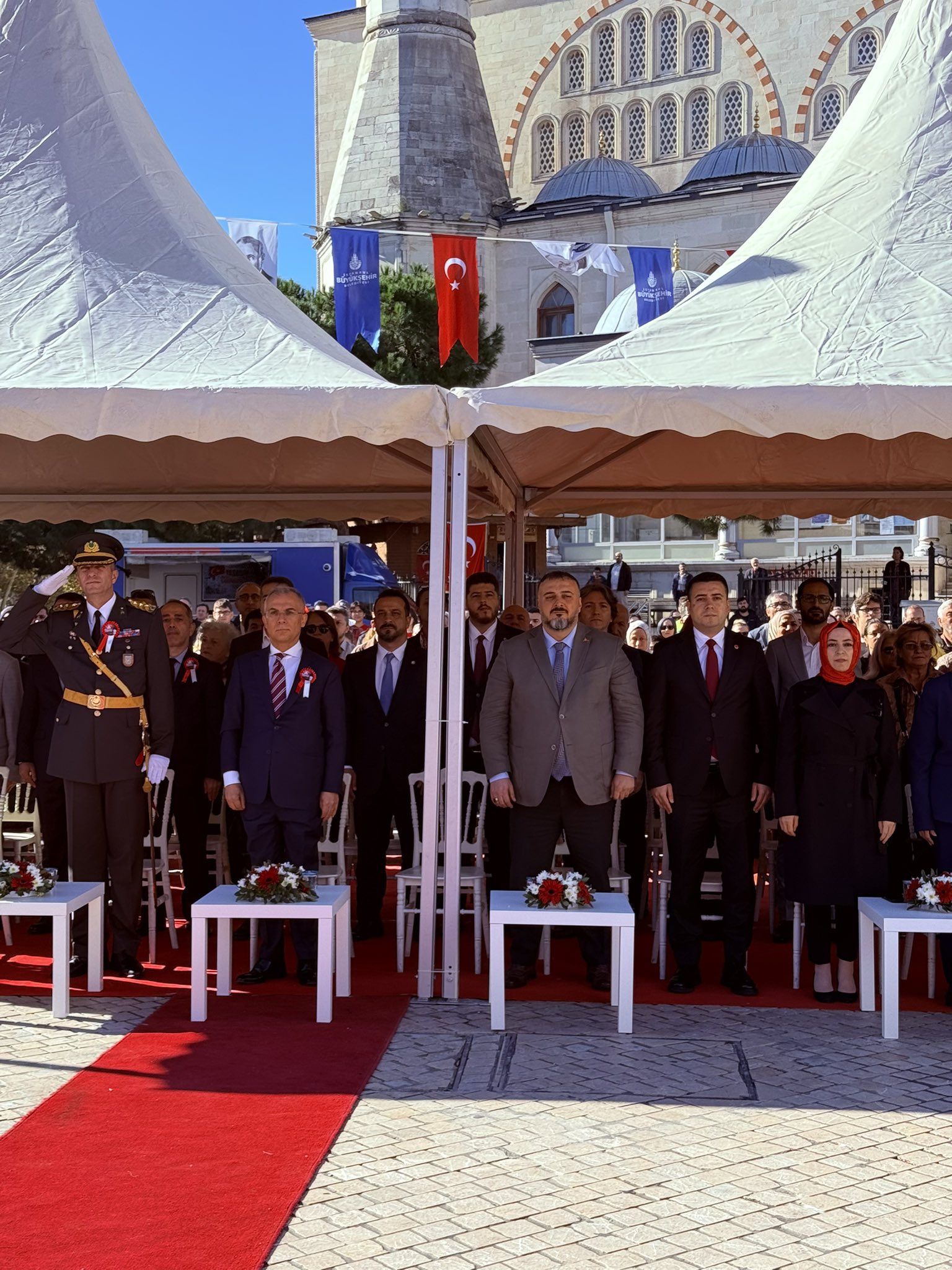 Cumhuriyetimizin 102. yıl dönümünü büyük bir gurur ve coşkuyla kutladık.