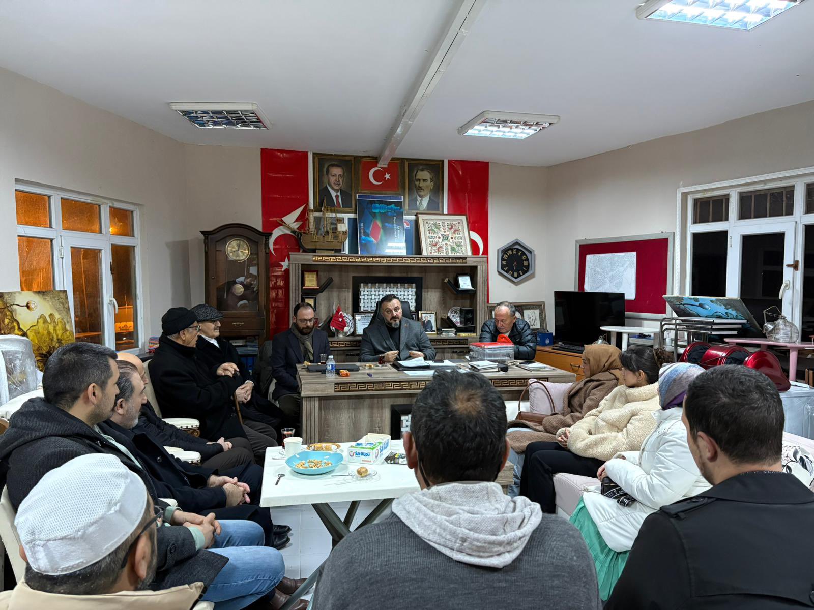 Teşkilat Dinamizmi ve Mahalle Odaklı Hizmet Vizyonu: Esenkent İstişare Toplantımız