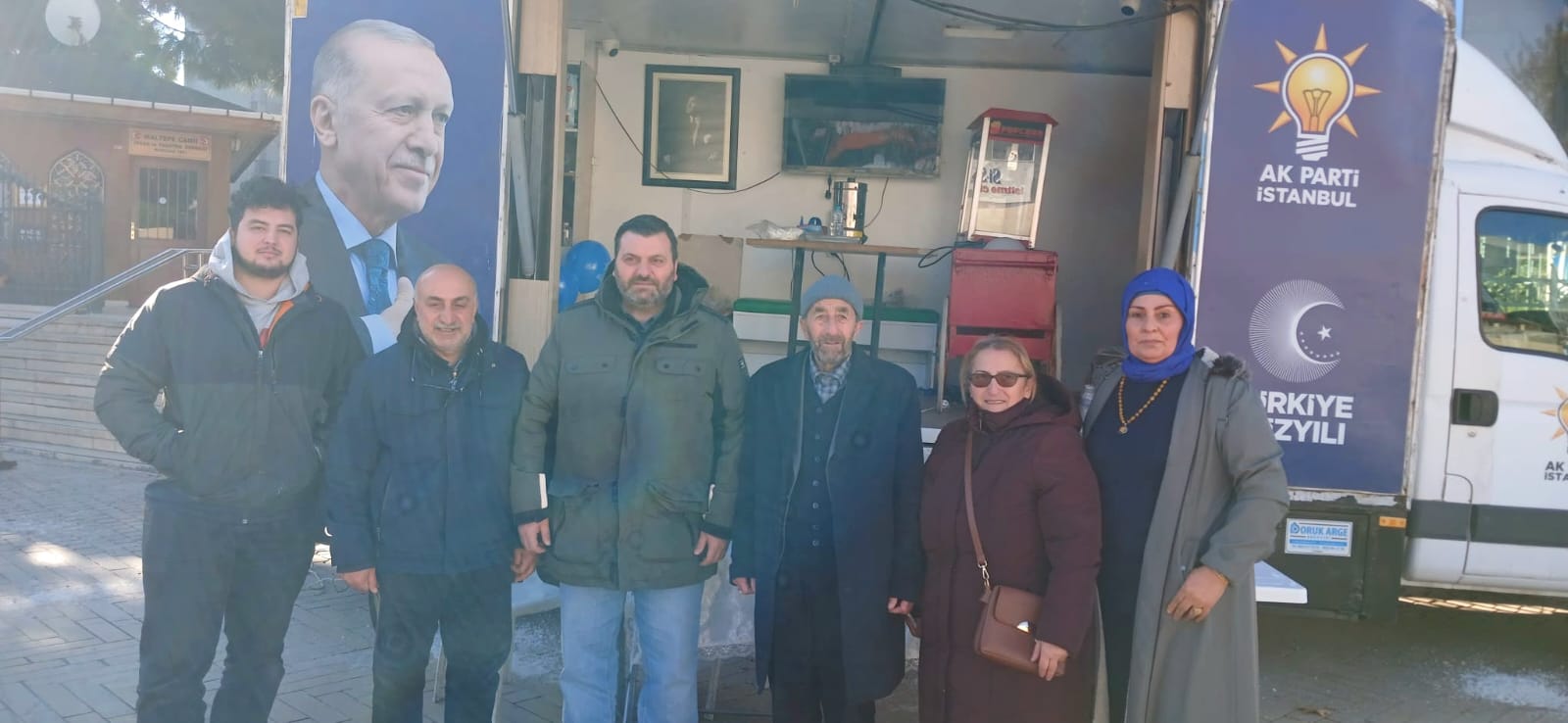 Saha Faaliyetlerimizde Küçükyalı Dinamizmi: Maltepe Meydanı’nda Gönül Köprüleri Kuruyoruz