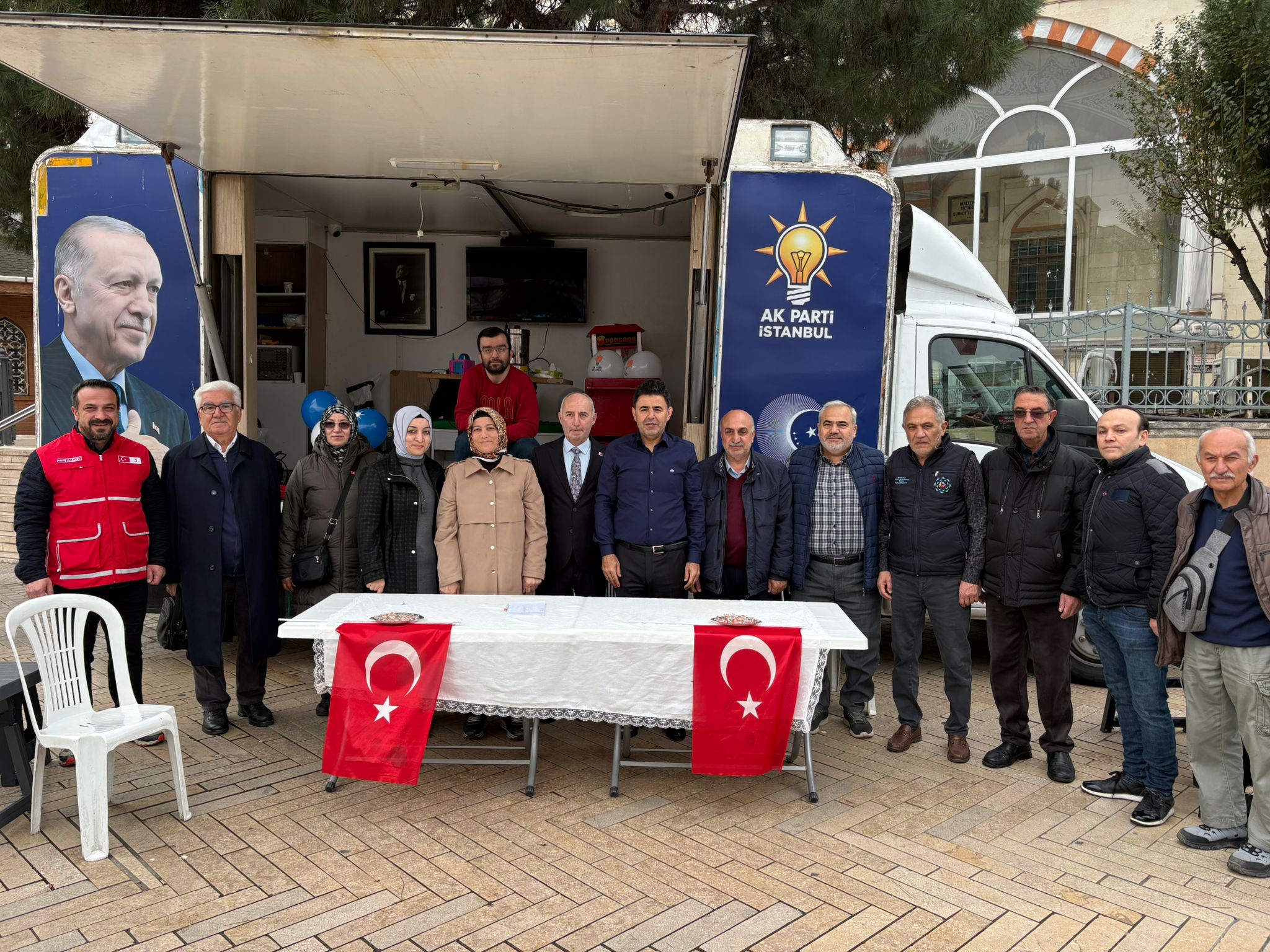 Ulaştırma ve Altyapı Bakan Yardımcımız Sayın Osman Boyraz’dan AK Noktamıza Anlamlı Ziyaret