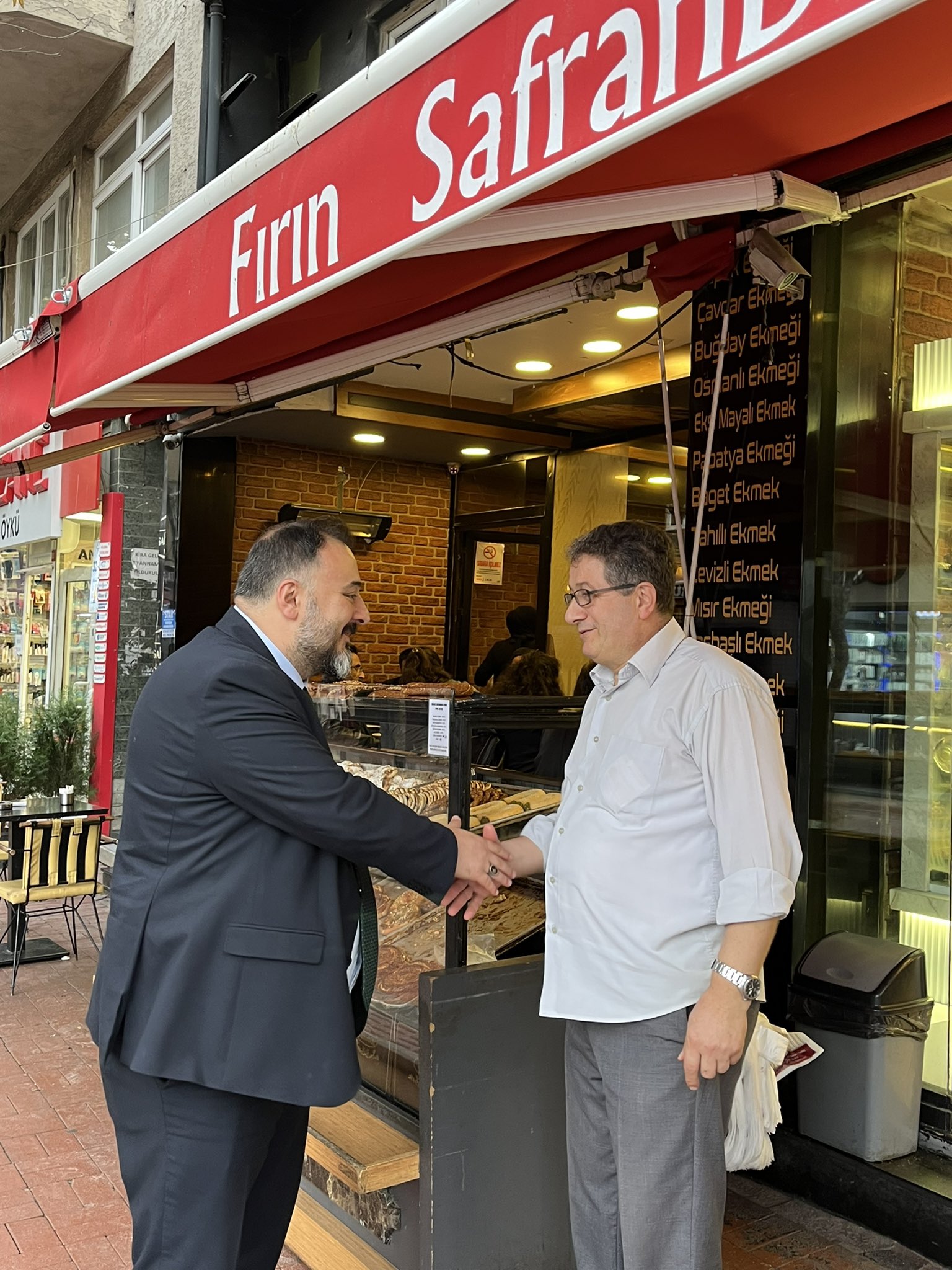 Maltepe esnafımızın sesini dinliyor, her koşulda yanlarında olmaya devam ediyoruz.