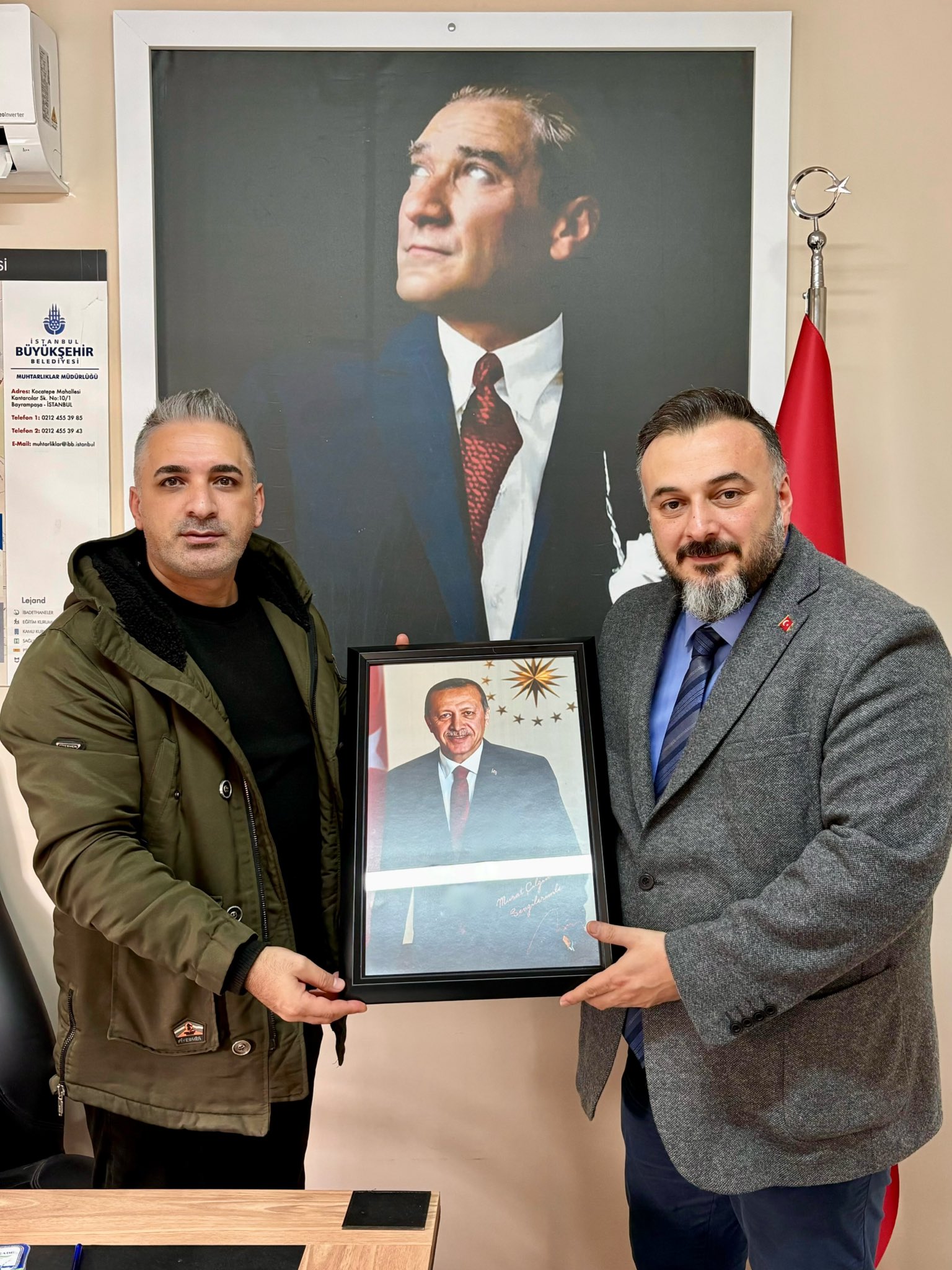 Mahalle Muhtarları Ziyareti ve Cumhurbaşkanlığı Portresi Takdimi