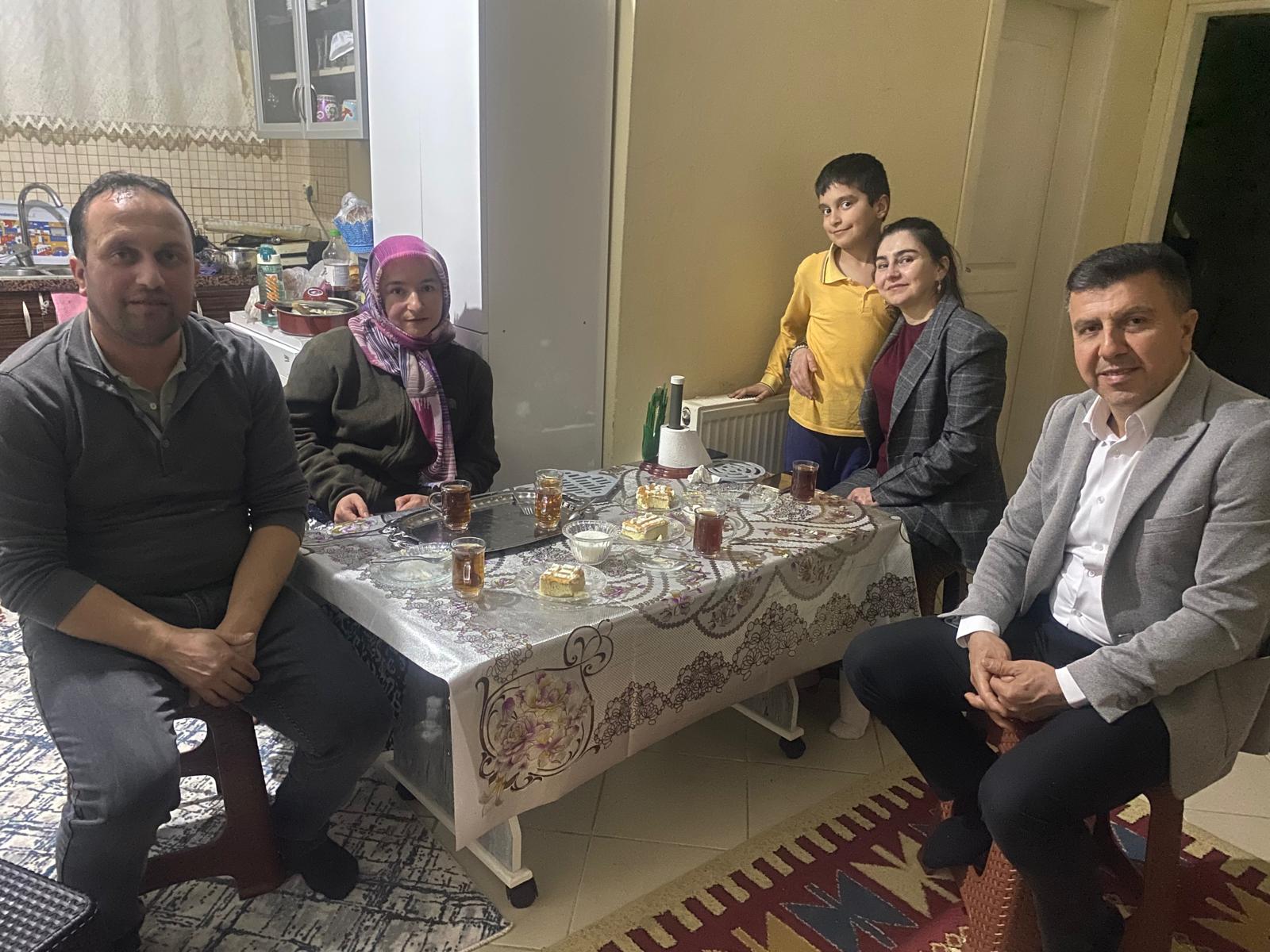 ALTINTEPE Mahallesi Gönül Sofralarındaydık.